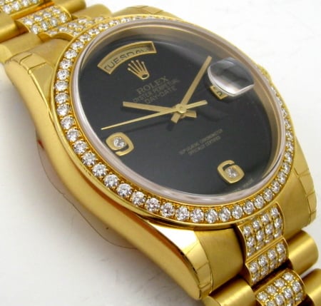 9' Side Shot of Day-Date President