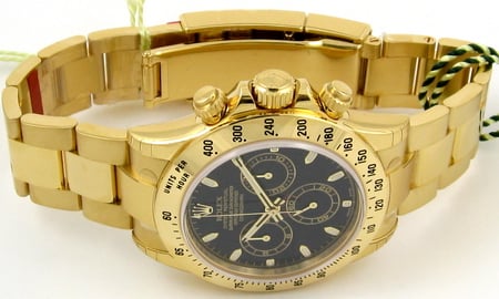 Front View of Daytona Cosmograph