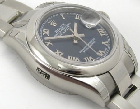 9' Side Shot of Ladies Datejust