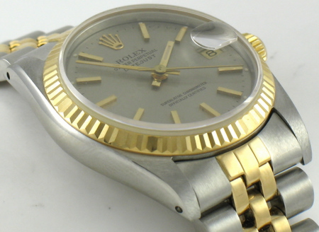 9' Side Shot of Datejust Midsize