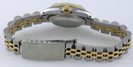 Rear / Band View of Ladies Date