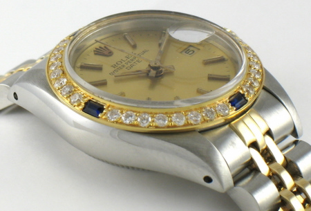 9' Side Shot of Ladies Date