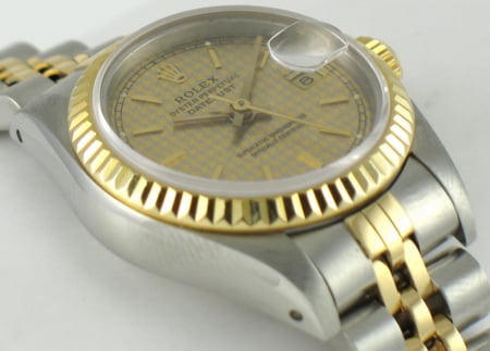 9' Side Shot of Ladies Datejust