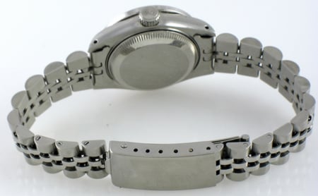Rear / Band View of Ladies Date