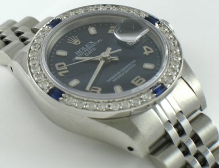 9' Side Shot of Ladies Date