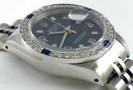 Crown Side Shot of Ladies Date