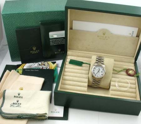 Box / Paper shot of Day-Date President