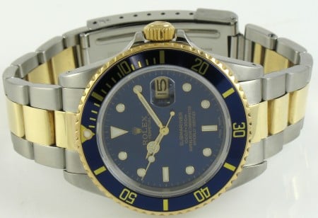 Front View of Submariner Date