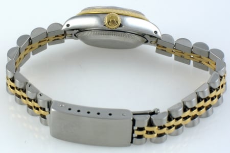 Rear / Band View of Ladies Date