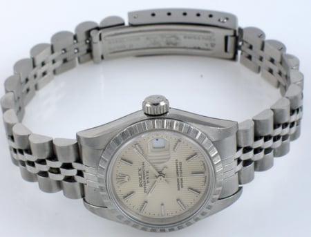 Front View of Ladies Date