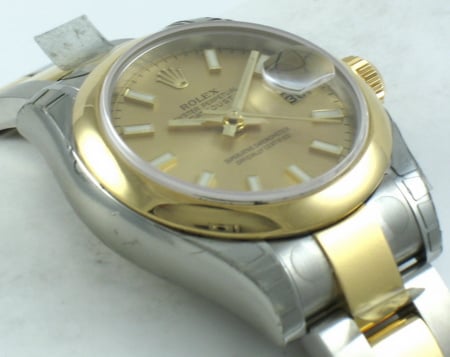 9' Side Shot of Ladies Datejust