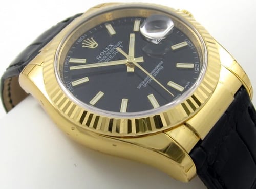 9' Side Shot of Datejust