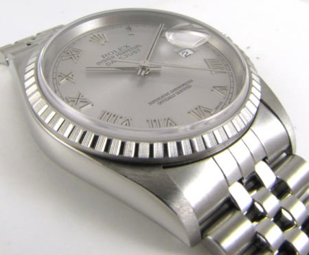 9' Side Shot of Datejust