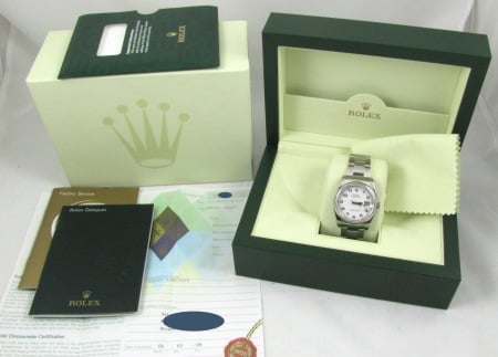 Box / Paper shot of Datejust