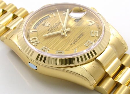 9' Side Shot of Day-Date President