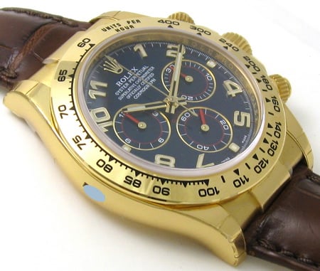 9' Side Shot of Daytona Cosmograph