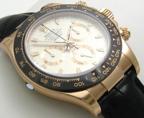 9' Side Shot of Daytona Cosmograph