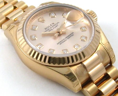 9' Side Shot of Ladies Datejust President