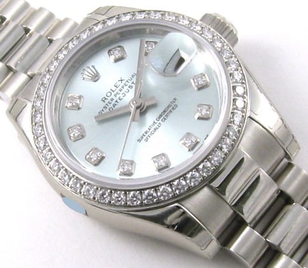 9' Side Shot of Ladies Datejust President