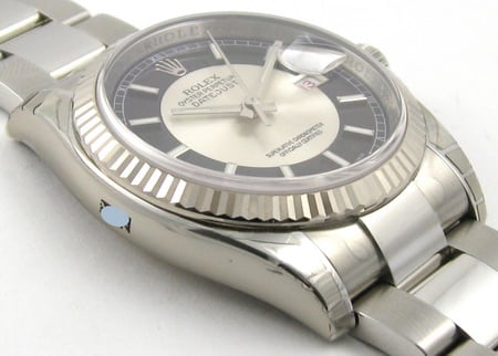 9' Side Shot of Datejust