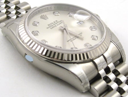 9' Side Shot of Datejust