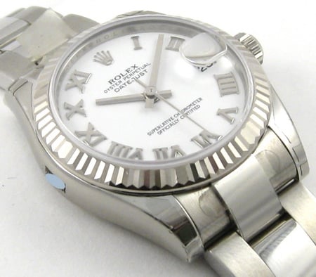 9' Side Shot of Datejust Midsize 31MM