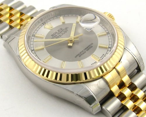 9' Side Shot of Datejust