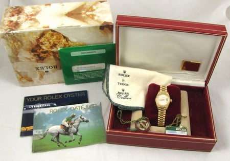 Box / Paper shot of Ladies Datejust President