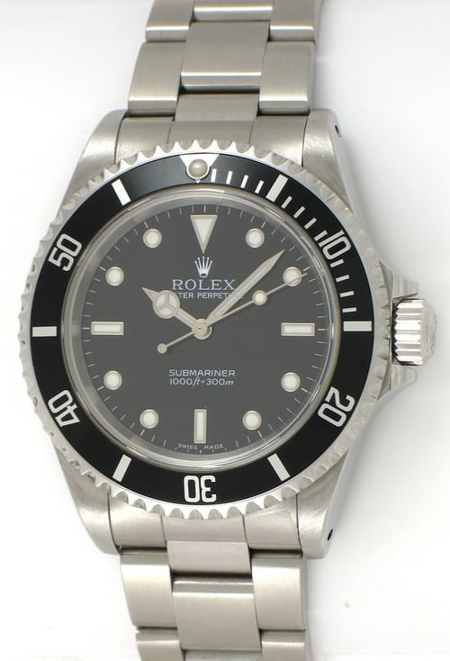Rolex - Submariner 14060M.