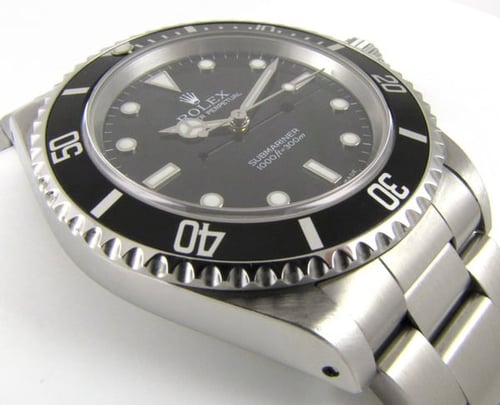 9' Side Shot of Submariner