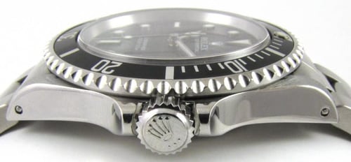 Crown Side Shot of Submariner