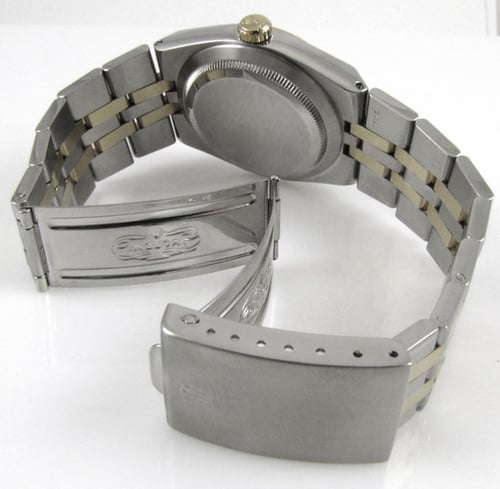 Open Clasp Shot of Datejust Oysterquartz