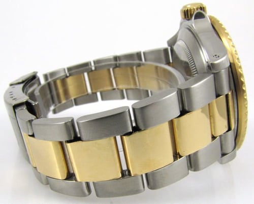 Extra Shot of Submariner Date