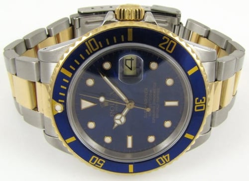Front View of Submariner Date