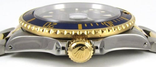 Crown Side Shot of Submariner Date