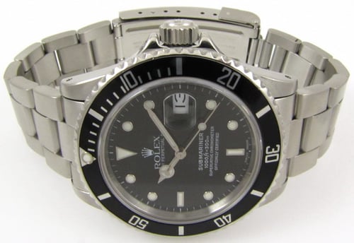 Front View of Submariner Date