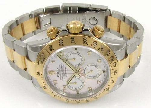 Front View of Daytona Cosmograph