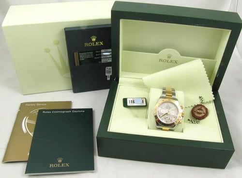 Box / Paper shot of Daytona Cosmograph