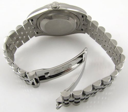 Open Clasp Shot of Datejust