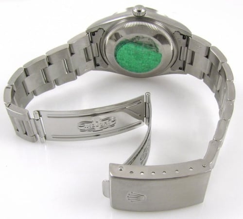 Open Clasp Shot of 
