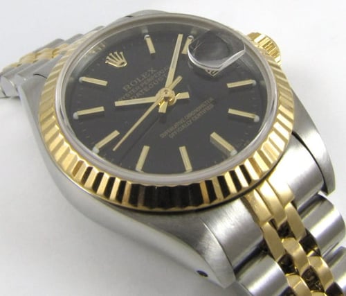 9' Side Shot of Ladies Datejust