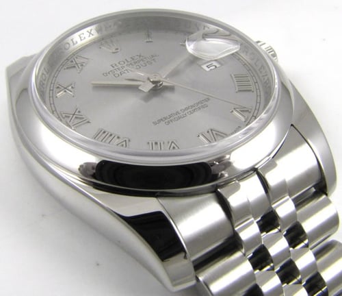 9' Side Shot of Datejust