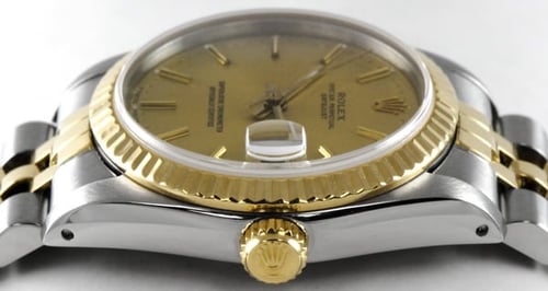 Crown Side Shot of Datejust Midsize