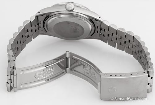 Open Clasp Shot of Datejust