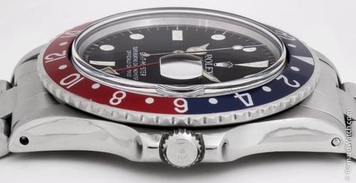 Crown Side Shot of GMT-Master