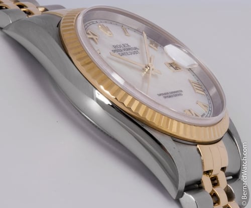 9' Side Shot of Datejust