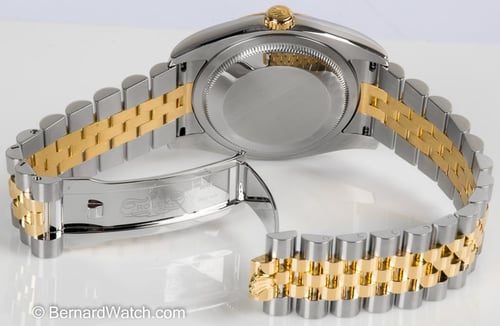 Open Clasp Shot of Datejust