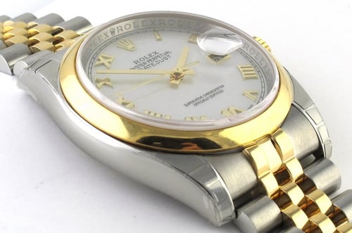 9' Side Shot of Datejust