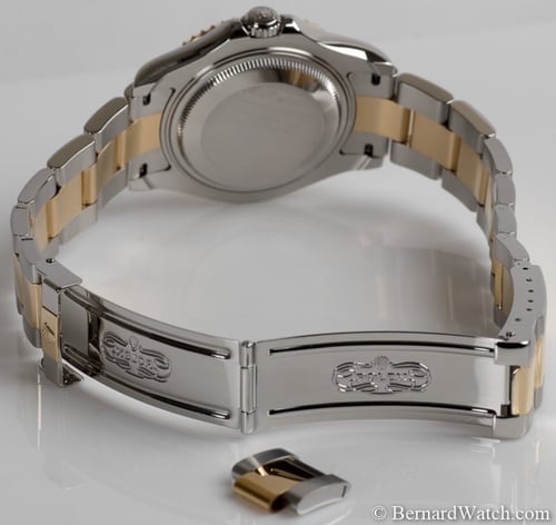 Open Clasp Shot of Yacht-Master Midsize