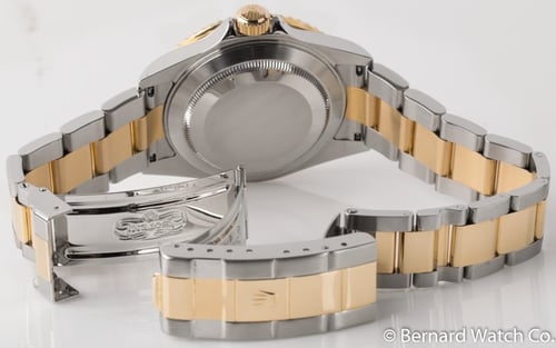 Open Clasp Shot of Submariner Date 'Serti'